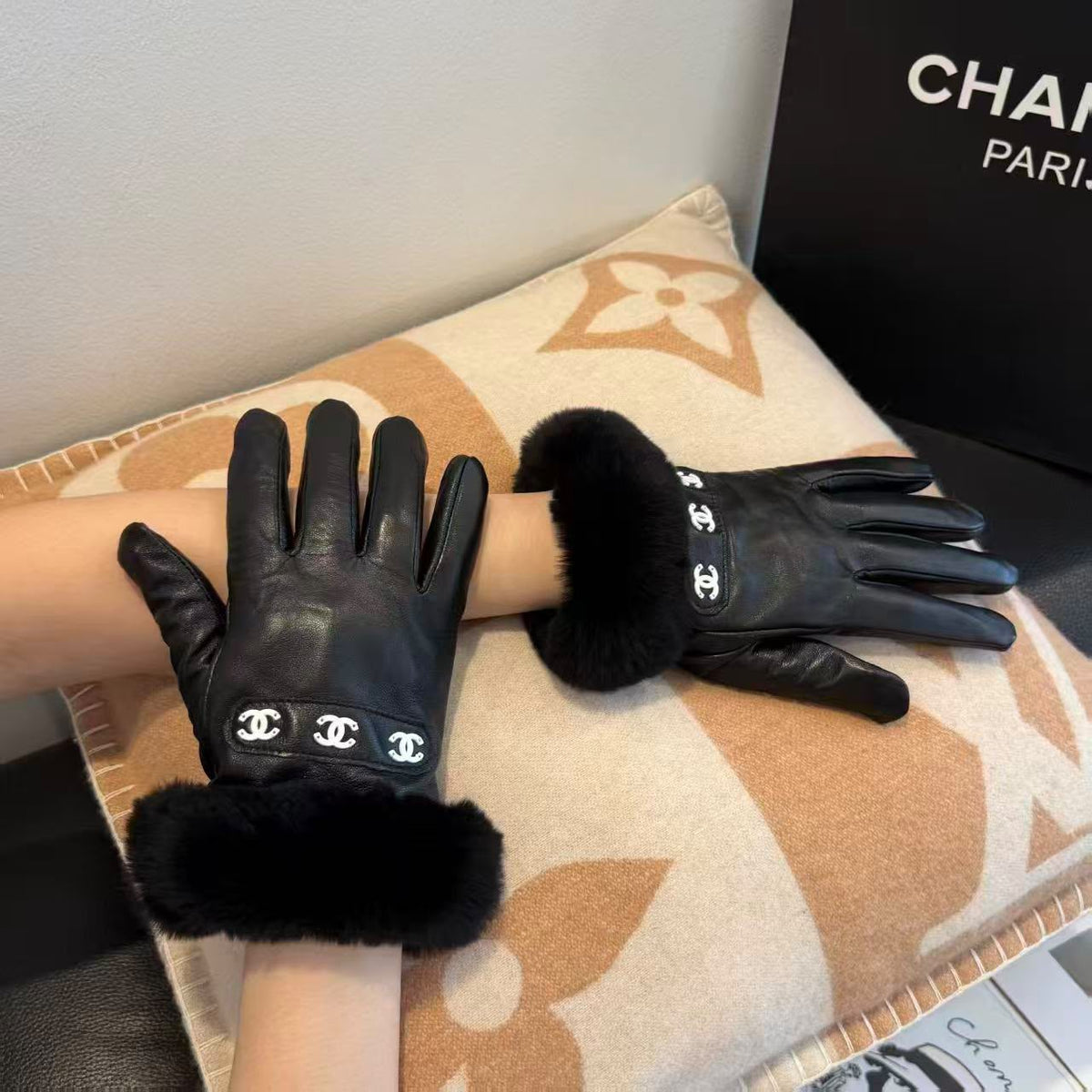 Chanel Fur-Cuff Gloves - Black