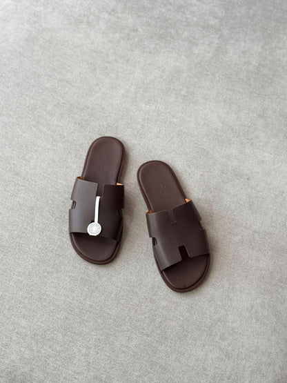 Hermès Slippers - Brown, White, Black