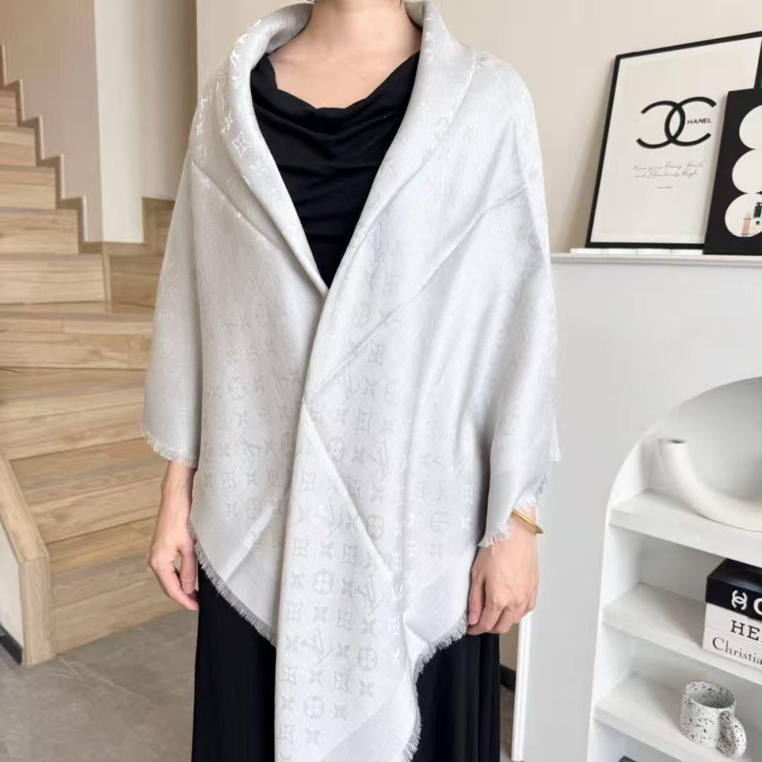Louis Vuitton Scarf - White Monogram