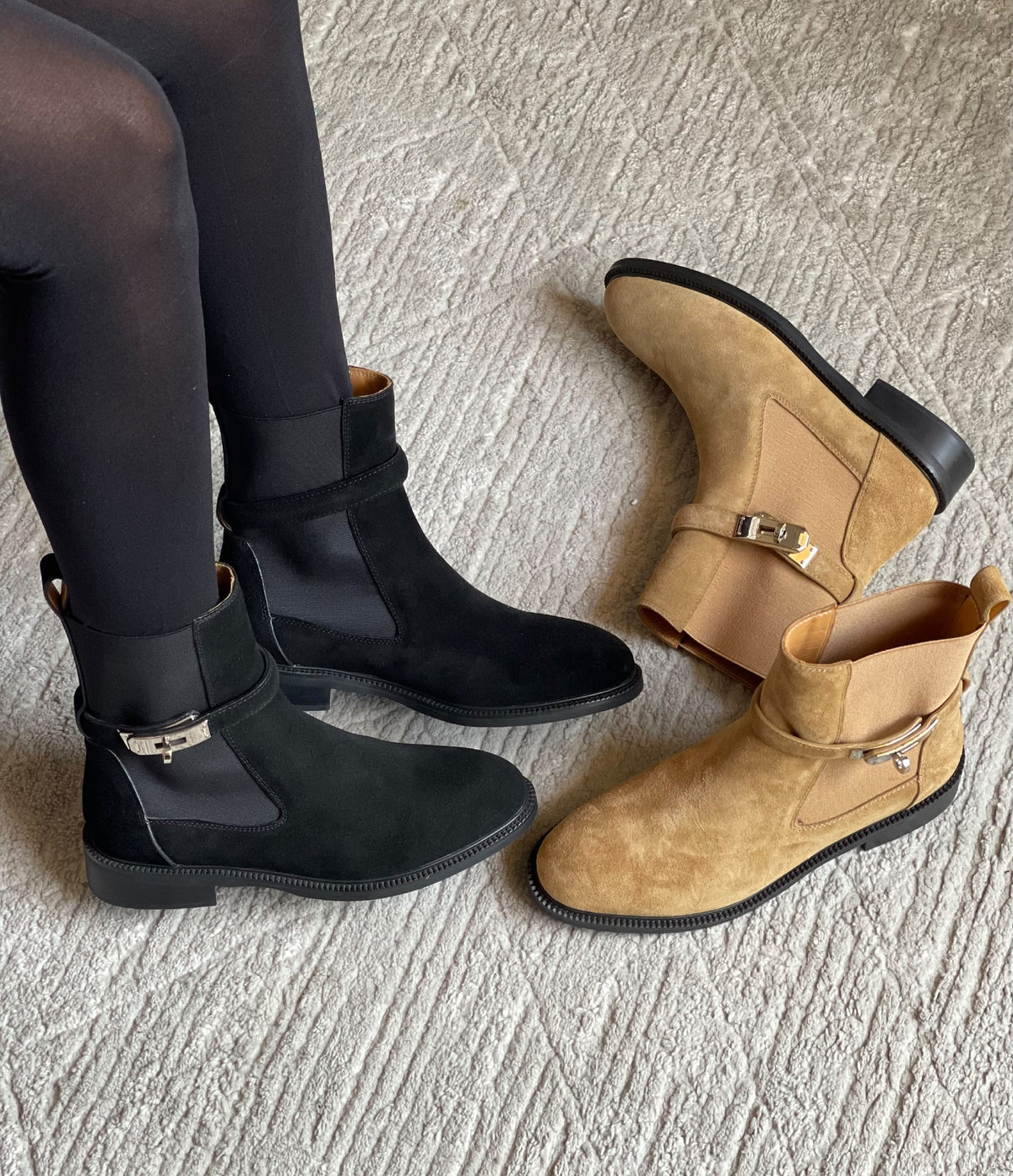 Hermès Boots - Beige, Black