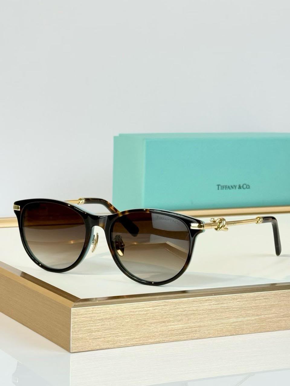 Tiffany & Co Sunglasses - Brown