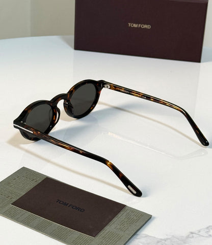 Tom Ford Sunglasses - Brown & Grey