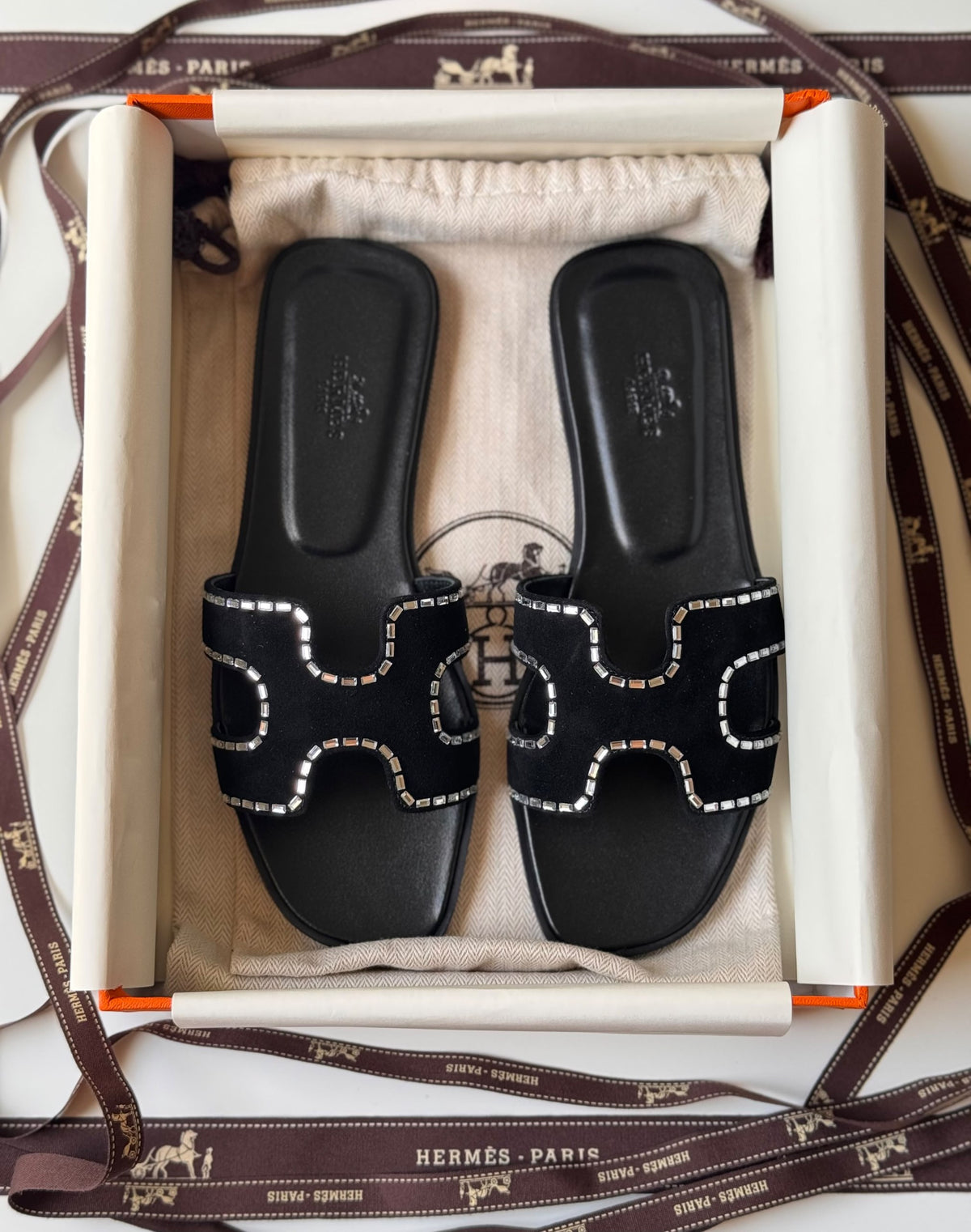 Hermès Gem-Trim H-Strap Slippers - Black