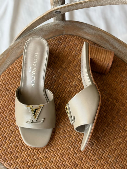 Louis Vuitton Heels - Beige