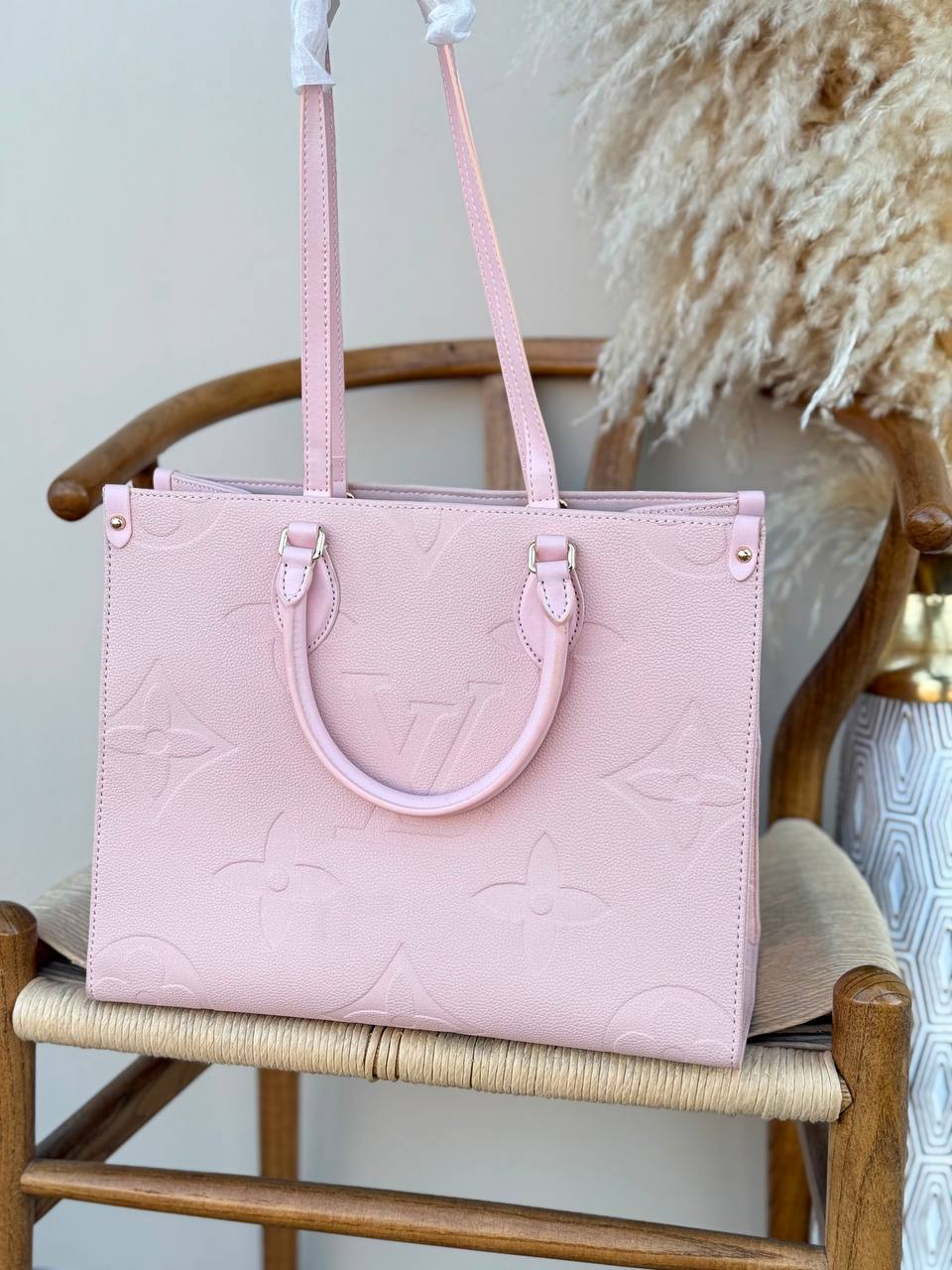 Louis  Vuitton Shoulder Bag - 