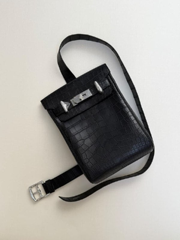 Hermès Backpack - Black Embossed