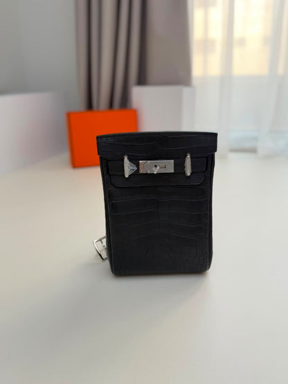 Hermès Backpack - Black Embossed