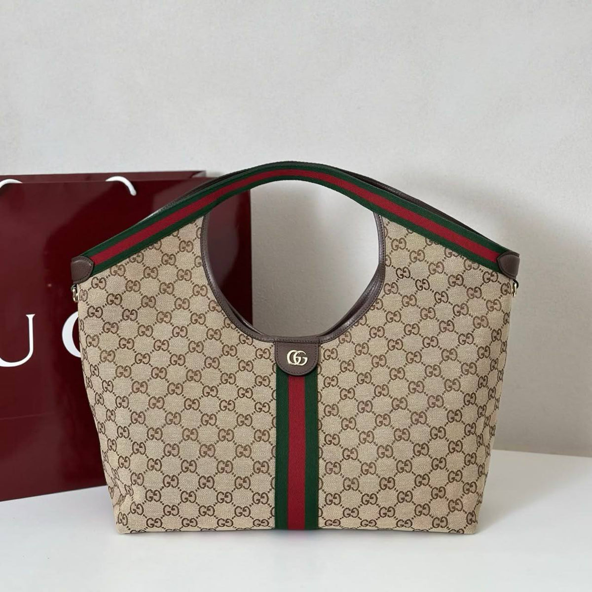 Gucci Shoulder Bag - 