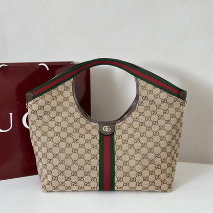 Gucci Shoulder Bag - 