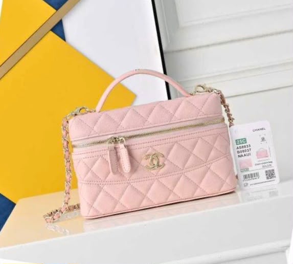 Chanel Shoulder Bag - Pink
