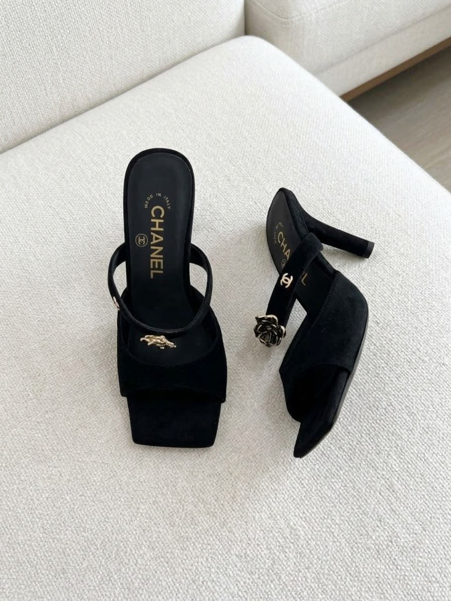 Chanel Heels - Black