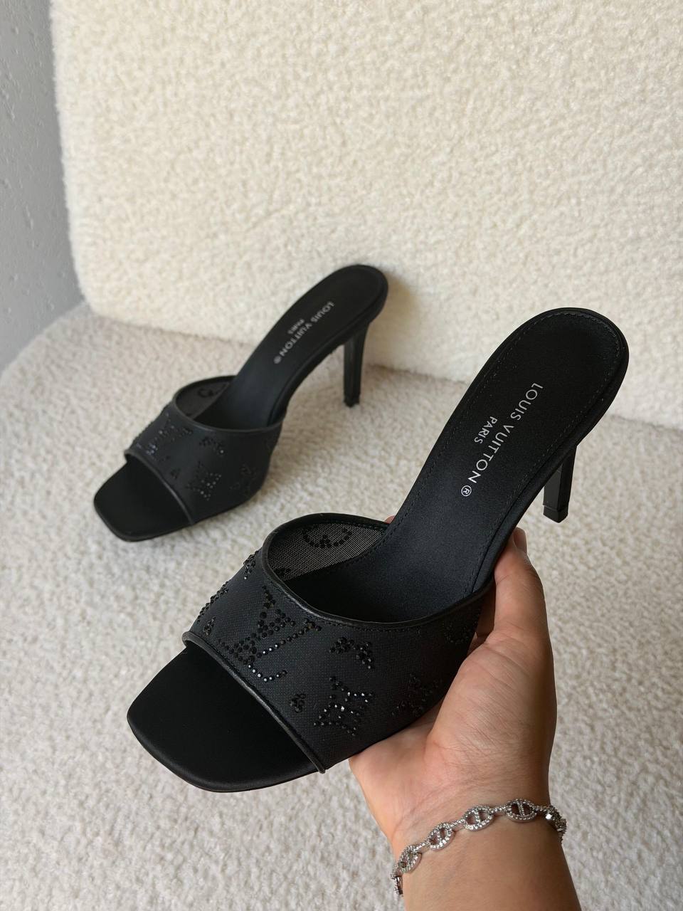 Louis Vuitton Heels - 