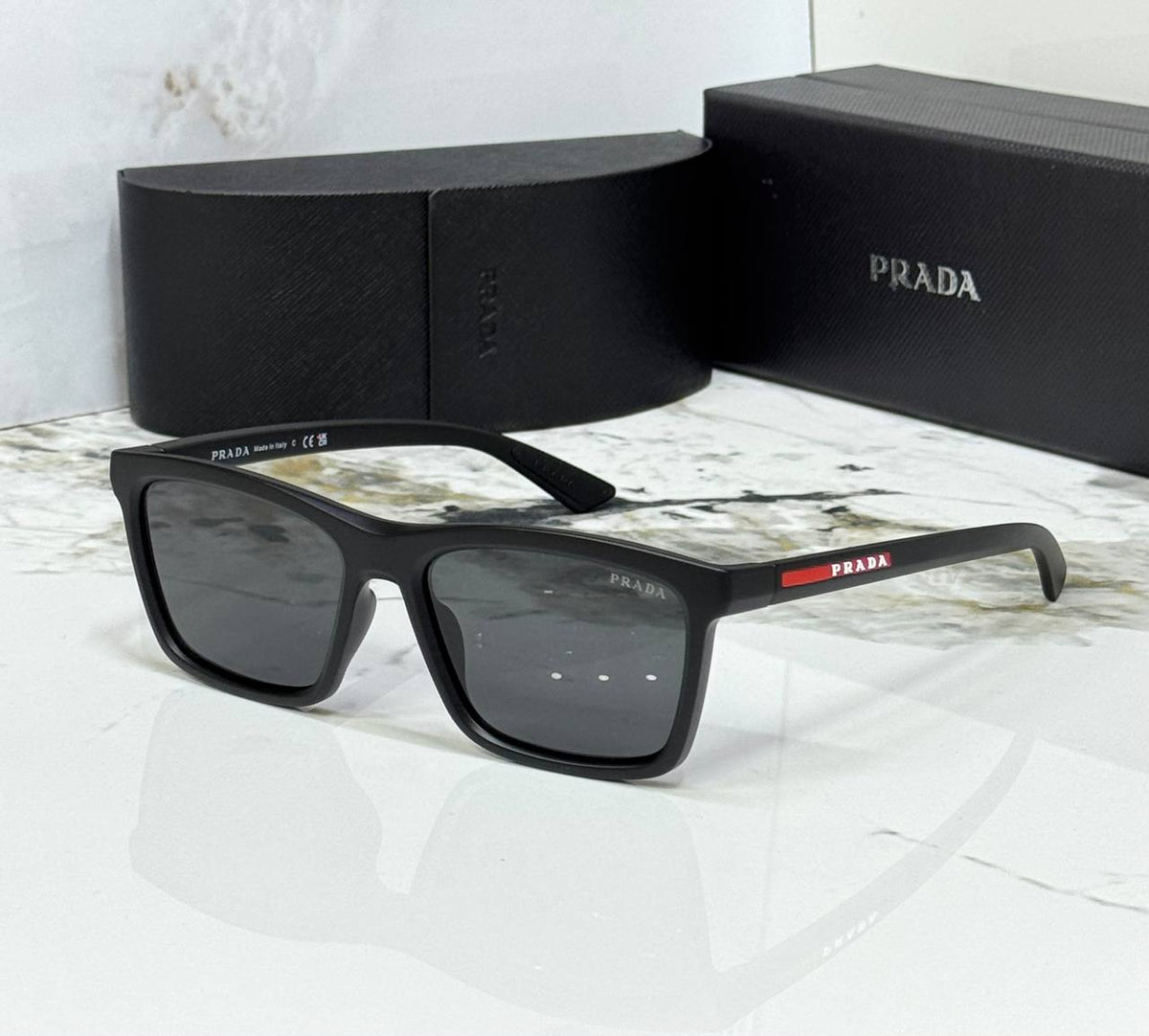 Prada - 
