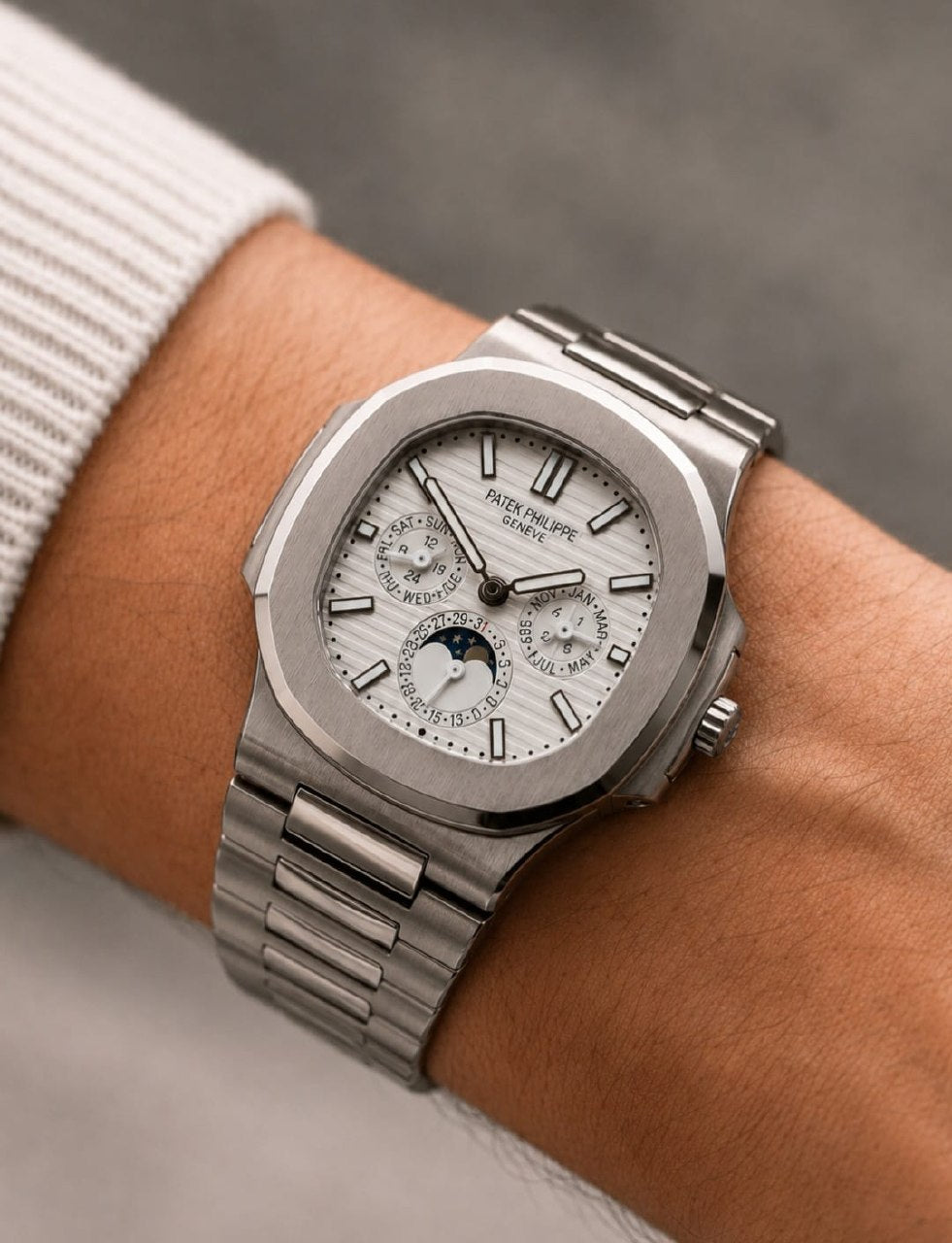 Patek Philippe Nautilus Watch - 