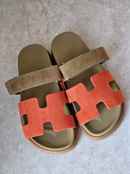 Hermès Slippers - Red & Brown