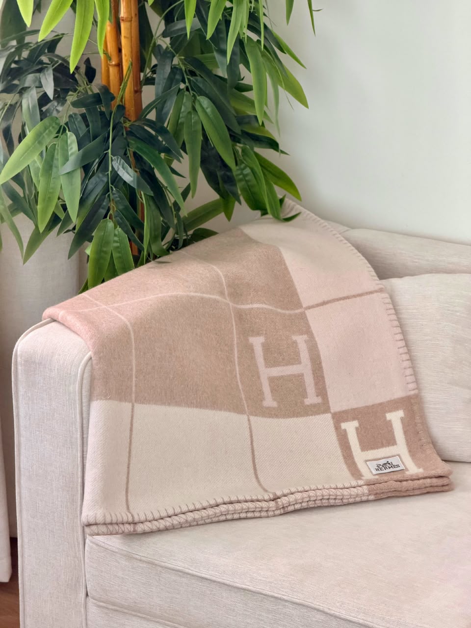 Hermès Blanket - Navy & Light Blue, Black & Beige, Beige & White
