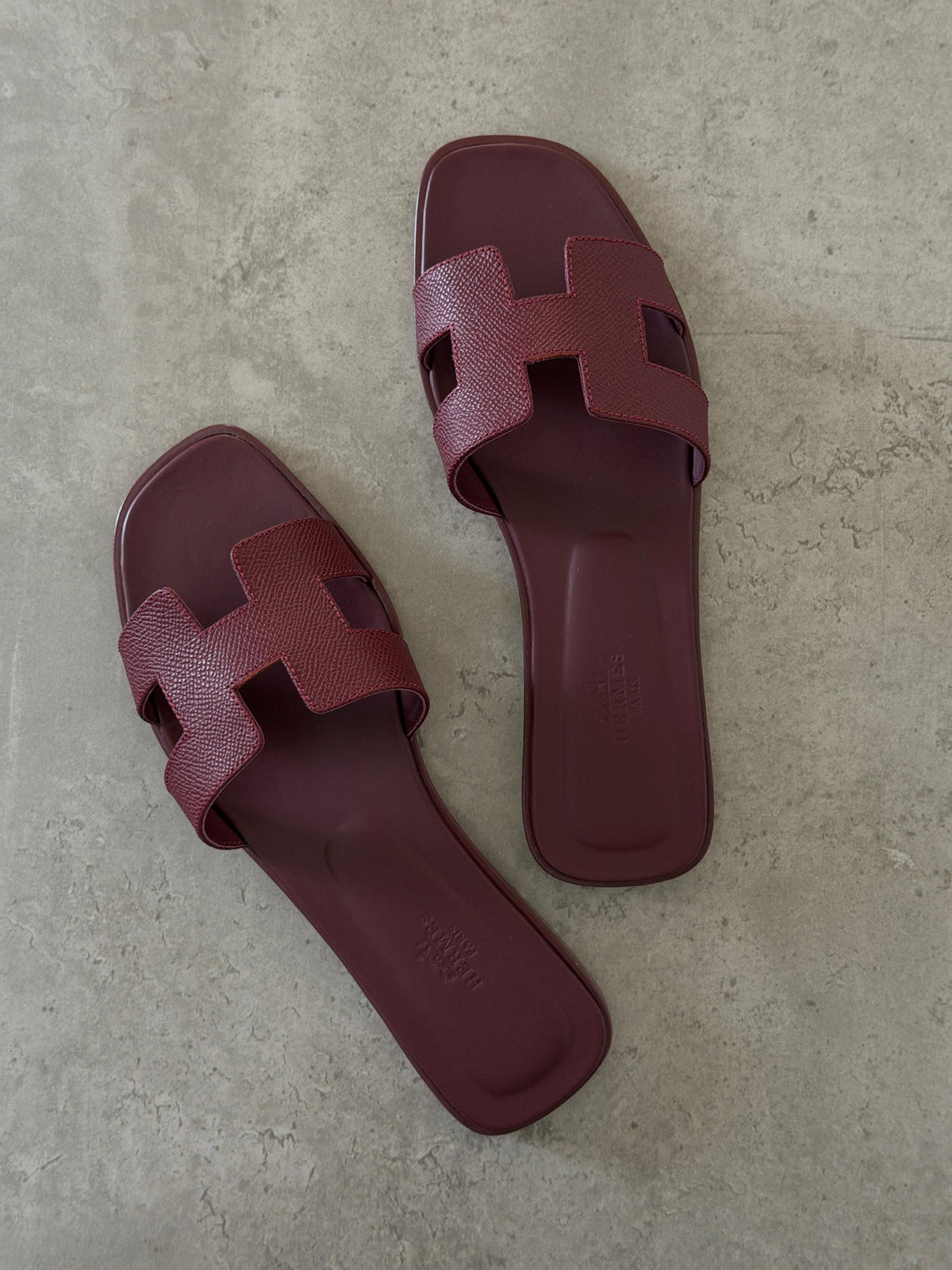 Hermès H-Strap Slippers - Burgundy