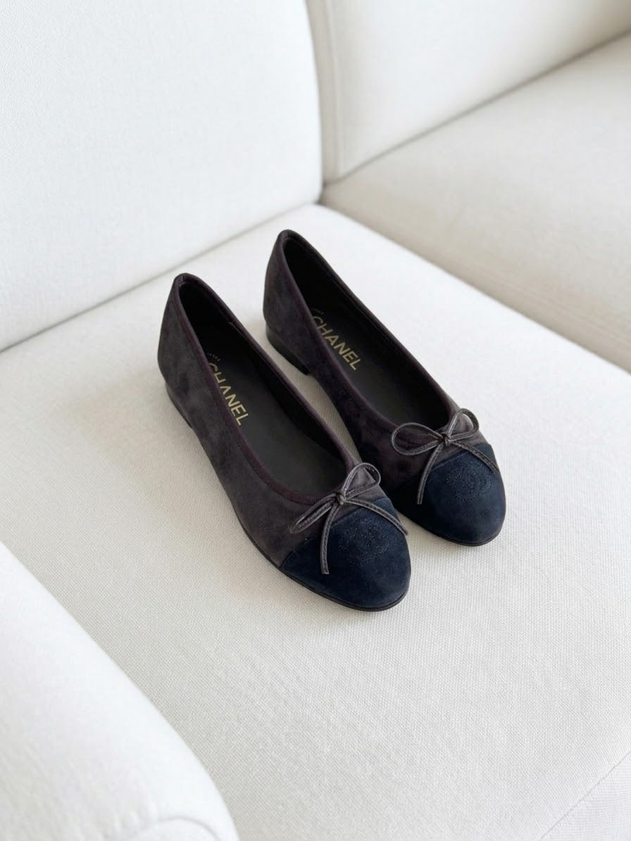 Chanel Ballerina - Grey & Black