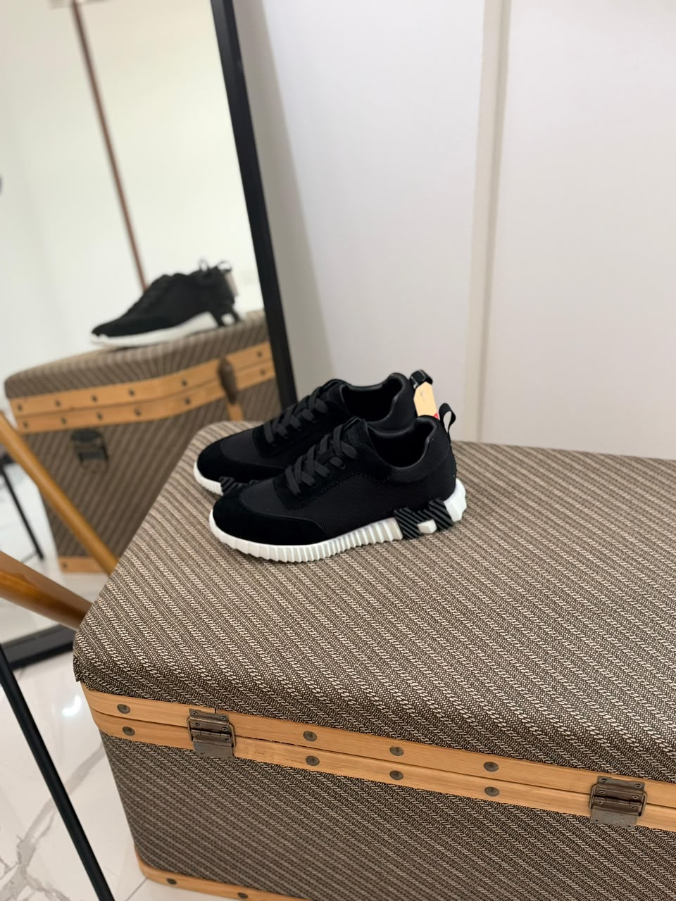 Hermès Sneakers - Black & White