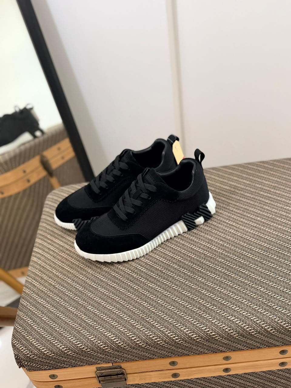 Hermès Sneakers - Black & White