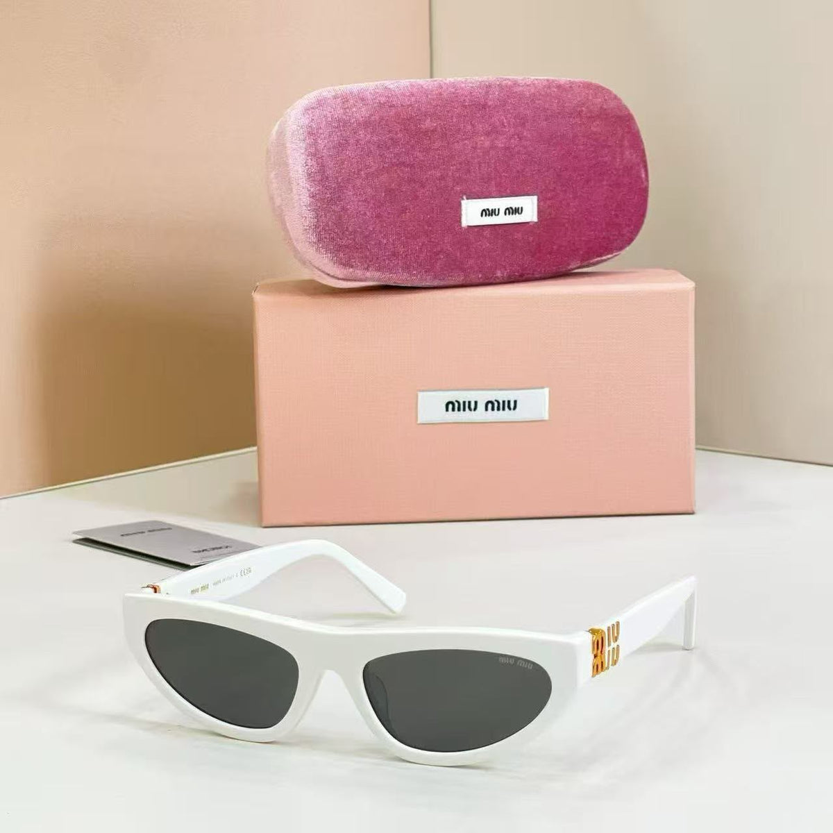 Miu Miu Cat-Eye Sunglasses - 