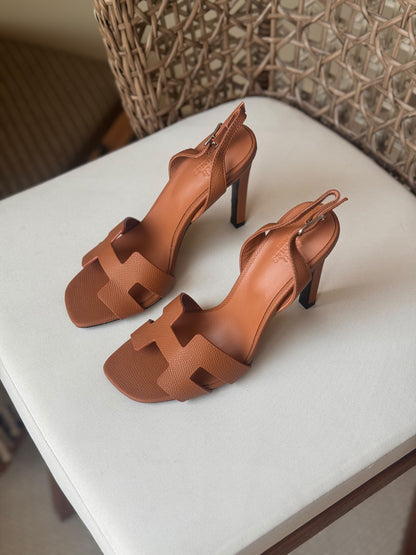 Hermès Heels - Beige, Burgundy, Brown, Black