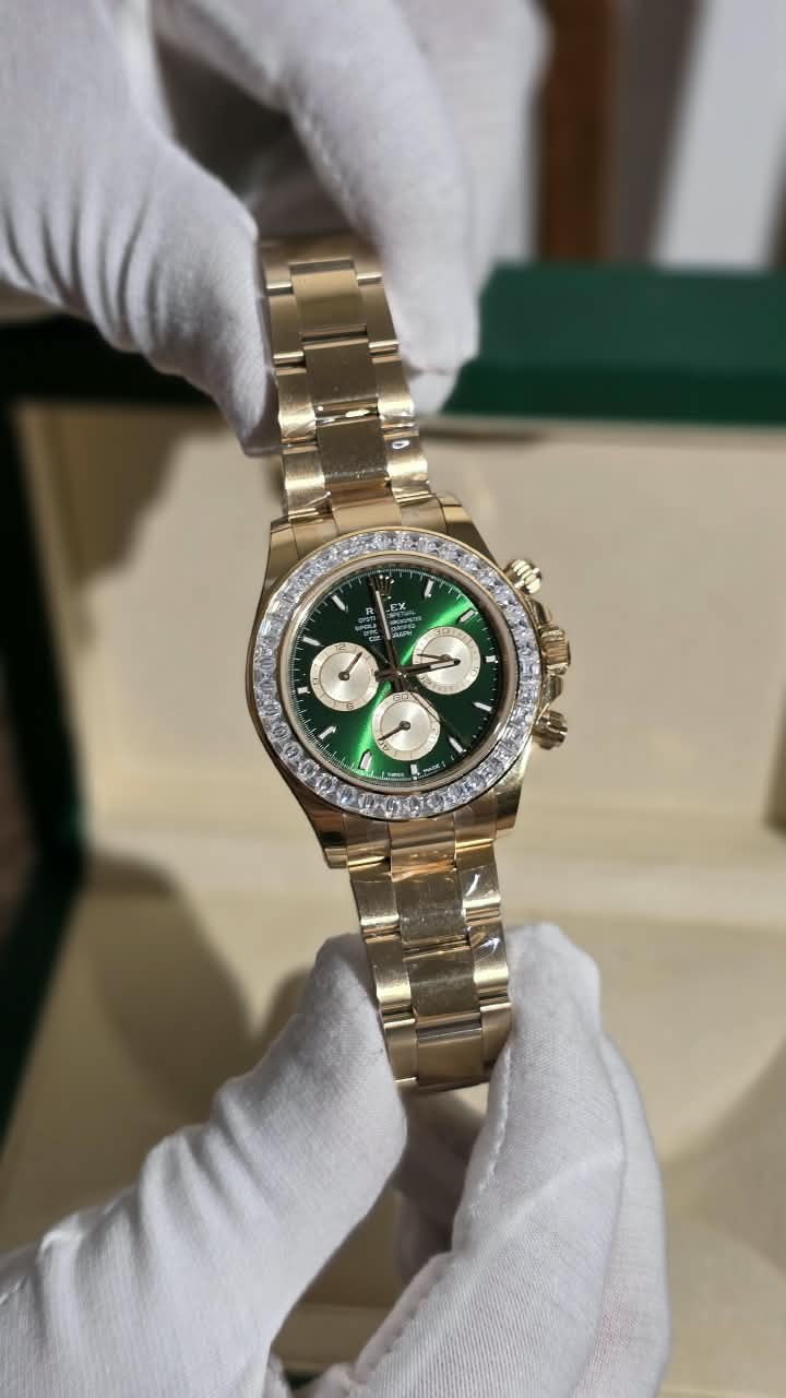 Rolex Watch - Gold & Green