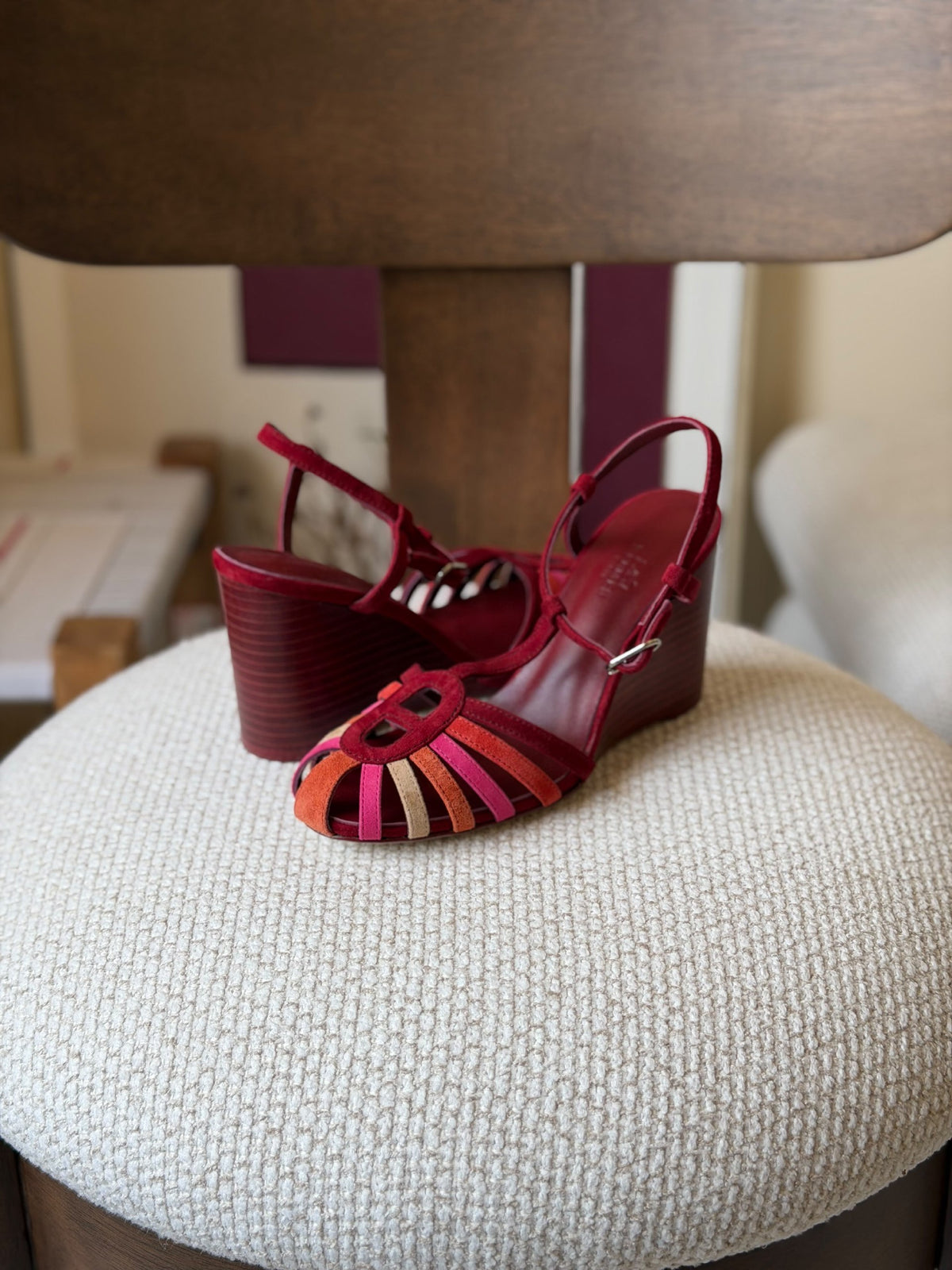 Hermès Oval-Emblem Wedge Heels - Burgundy, Black