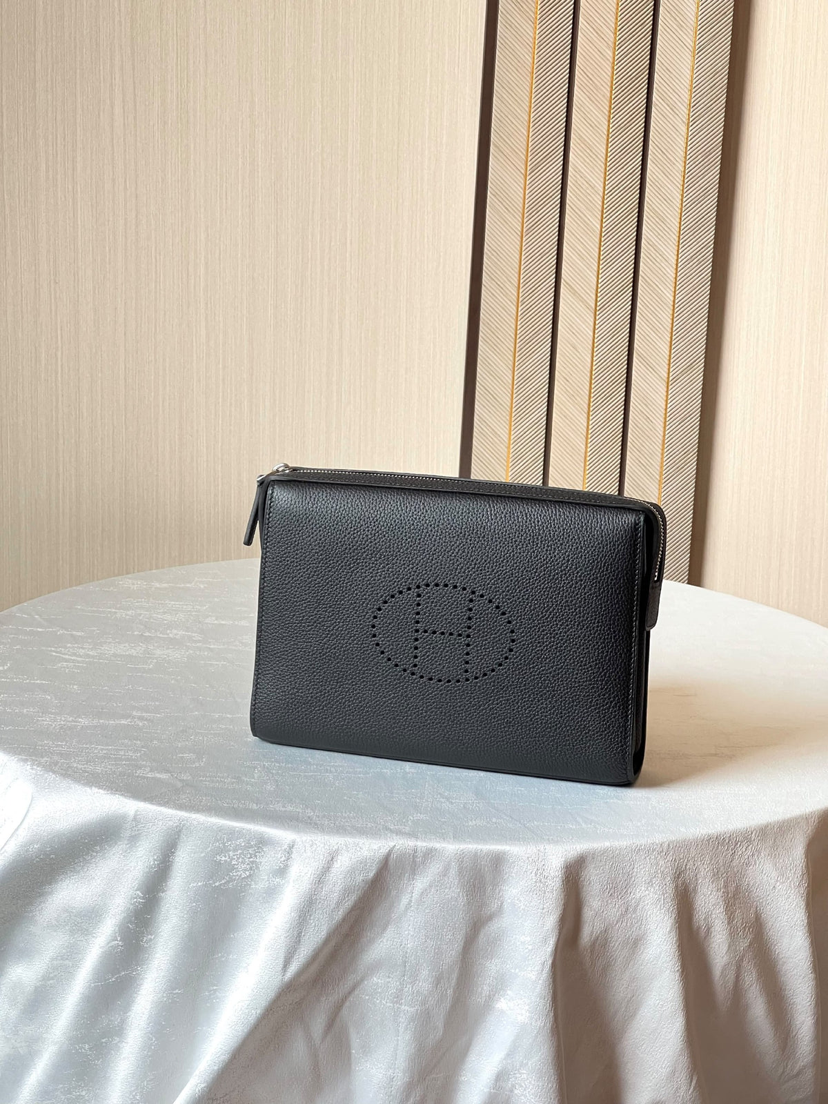 Hermès Clutch - Beige, Black, Brown