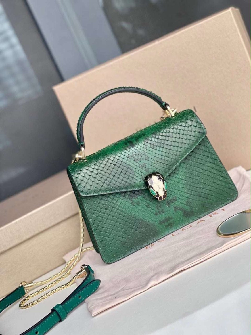 Bulgari Envelope Flap Handbag - Green Embossed