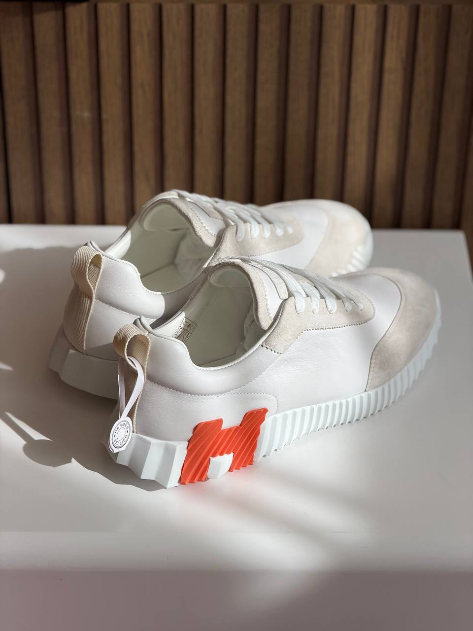 Hermès Ribbed Sole Sneakers - White & Beige