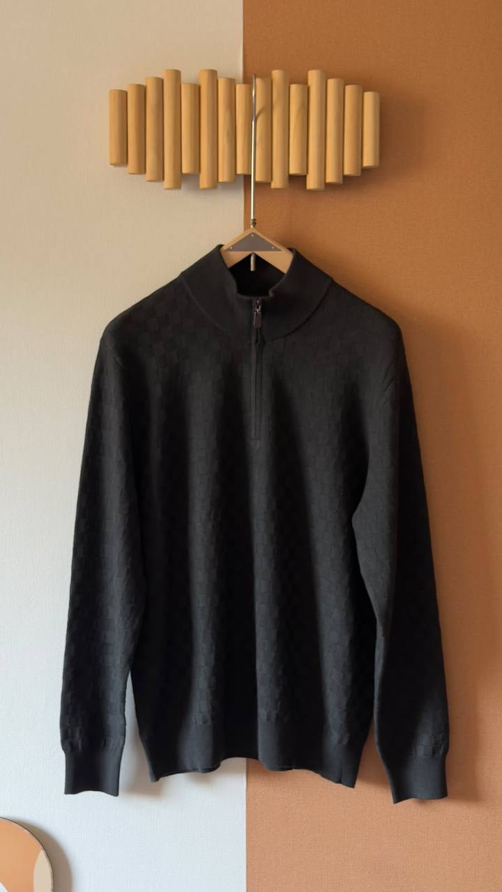 Louis Vuitton Sweater - 