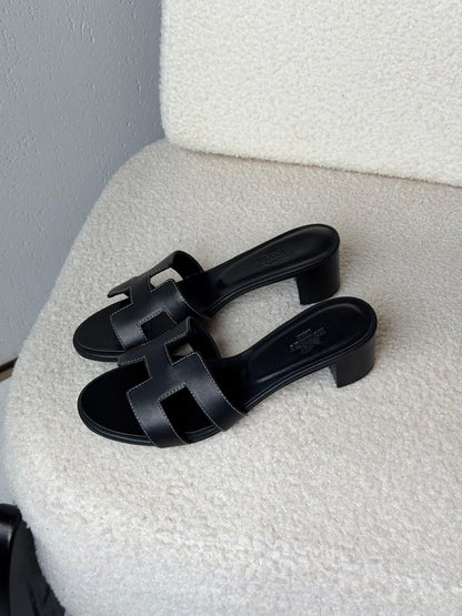 Hermès Heels - Black