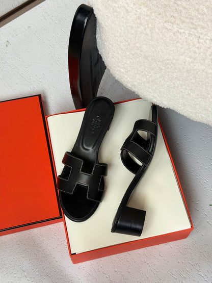 Hermès Heels - Black