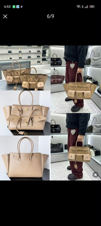 Balenciaga Tote Bag - Beige