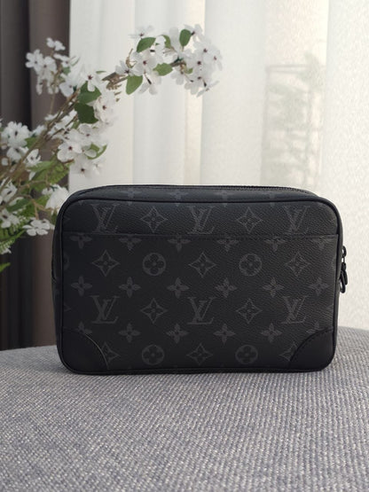 Louis Vuitton Rounded Clutch - Black Monogram