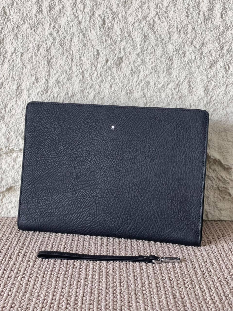 MontBlanc Laptop - 