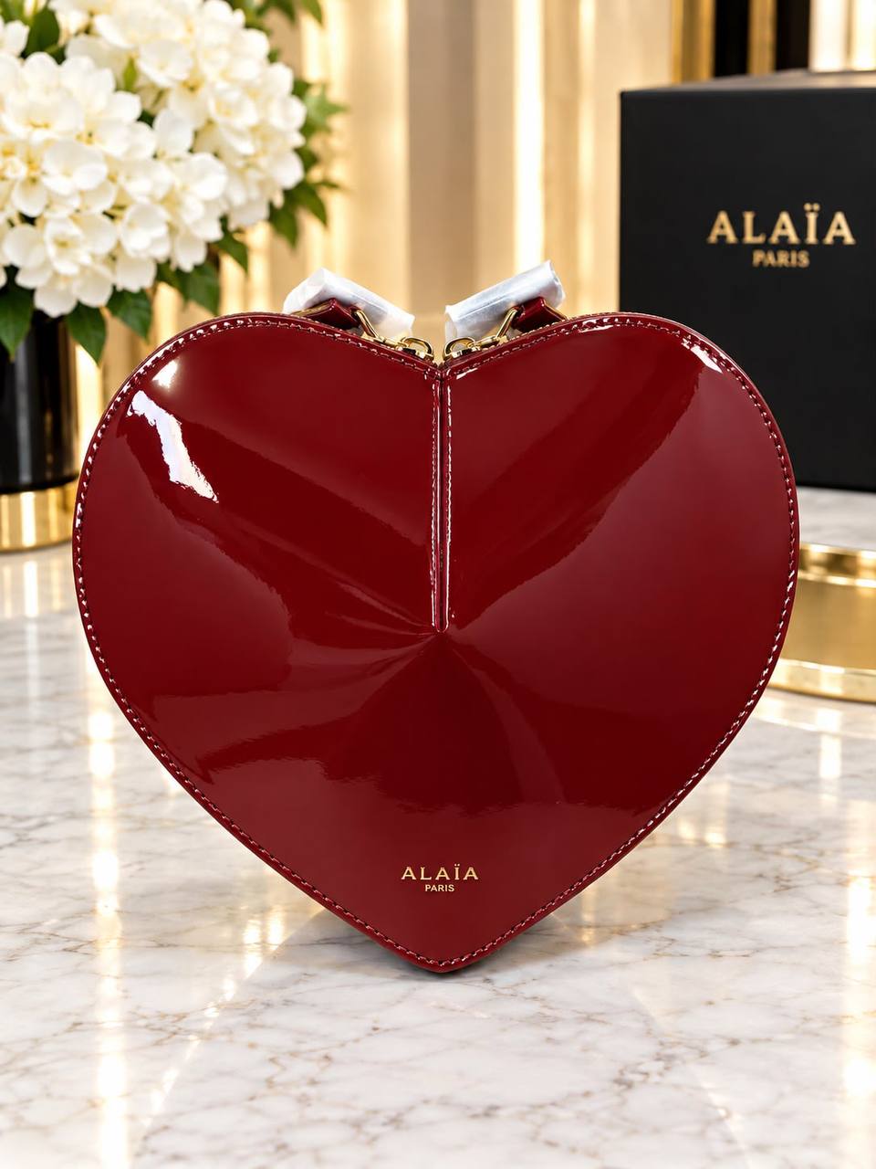 Alaia Sling Bag - 