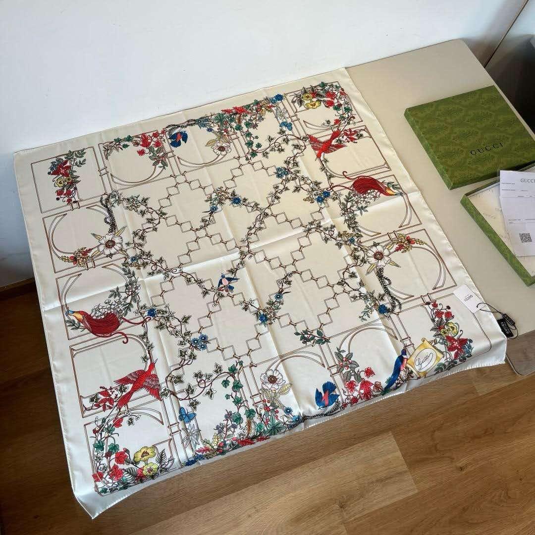 Gucci Bird Motif Scarf - White Monogram