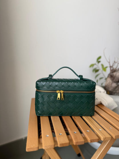 Bottega Veneta Woven Vanity Makeup Bag - Green