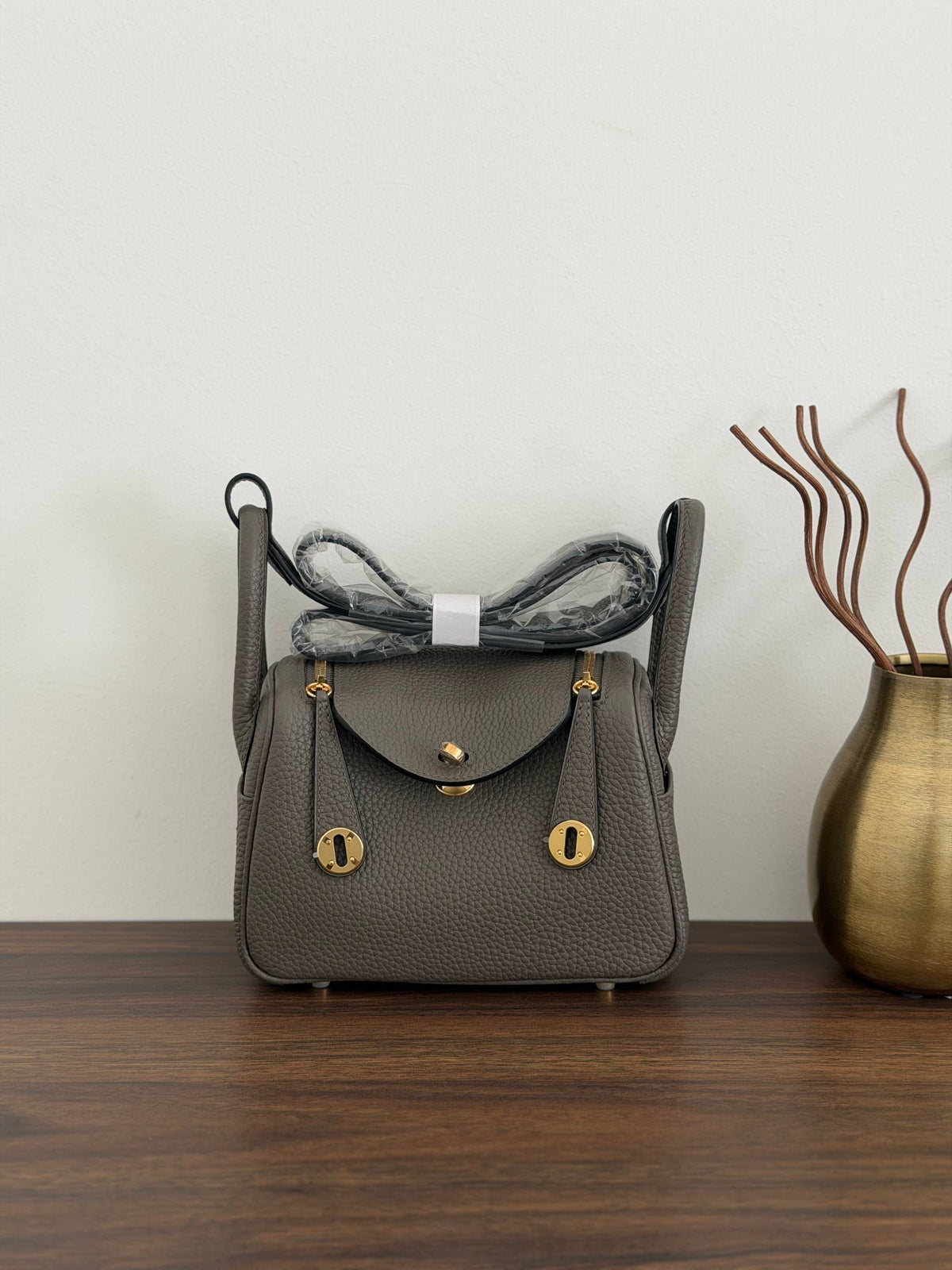 Hermès Lindy Shoulder Bag - Dark Grey