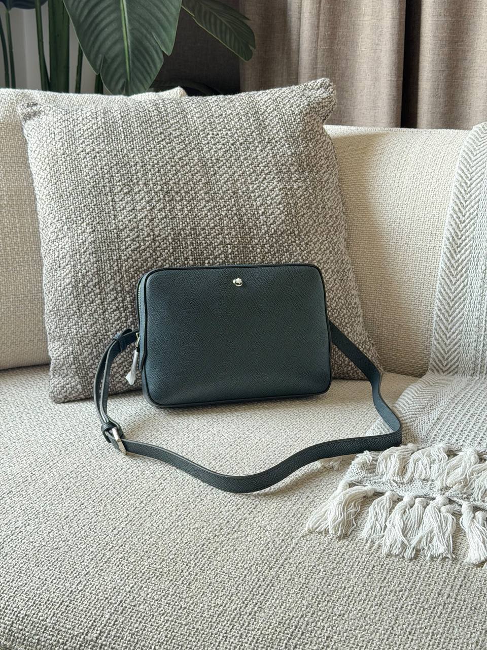Bottega Veneta Sling Bag - 