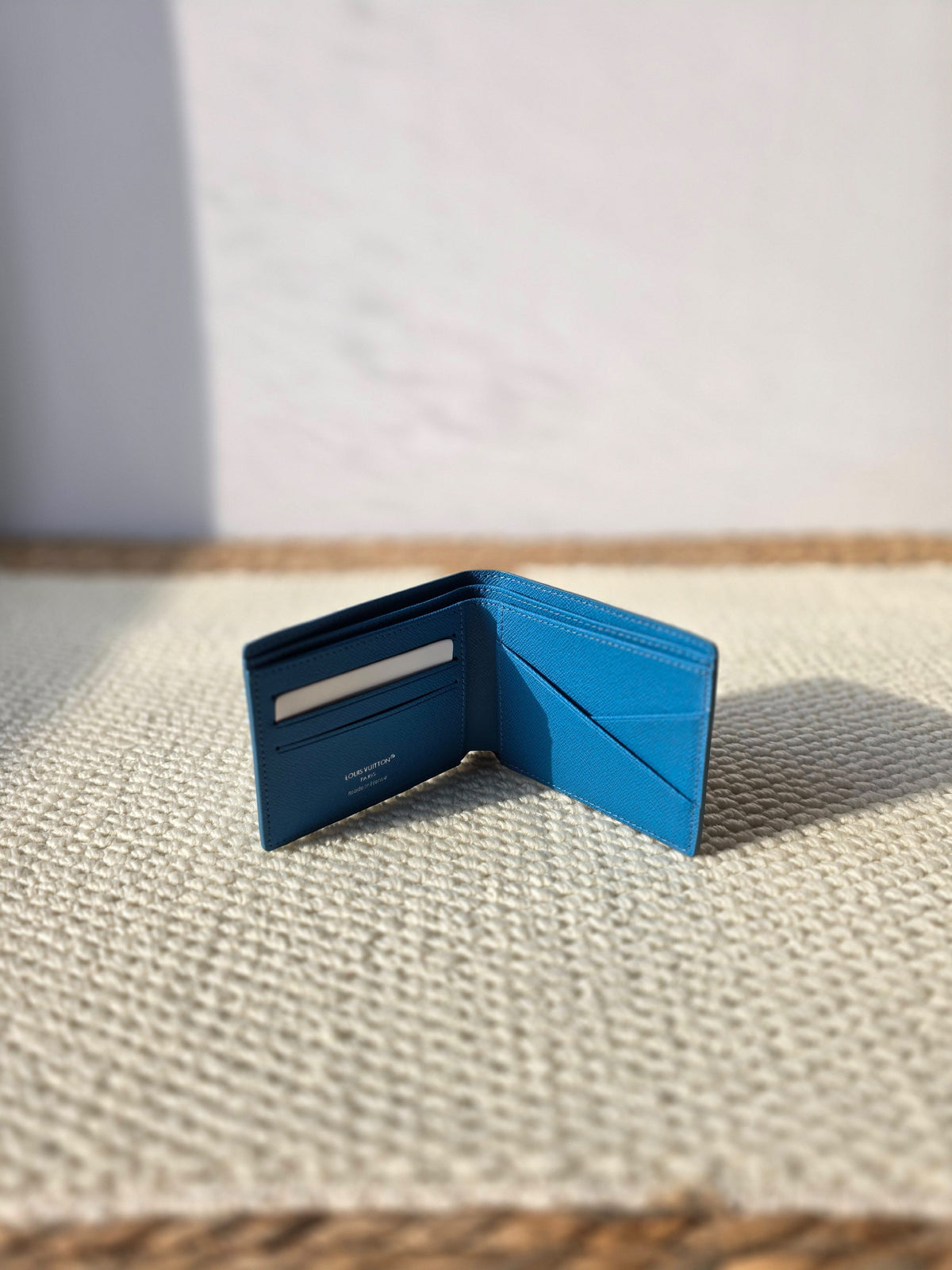 Louis Vuitton Figure Motif Wallet - Blue