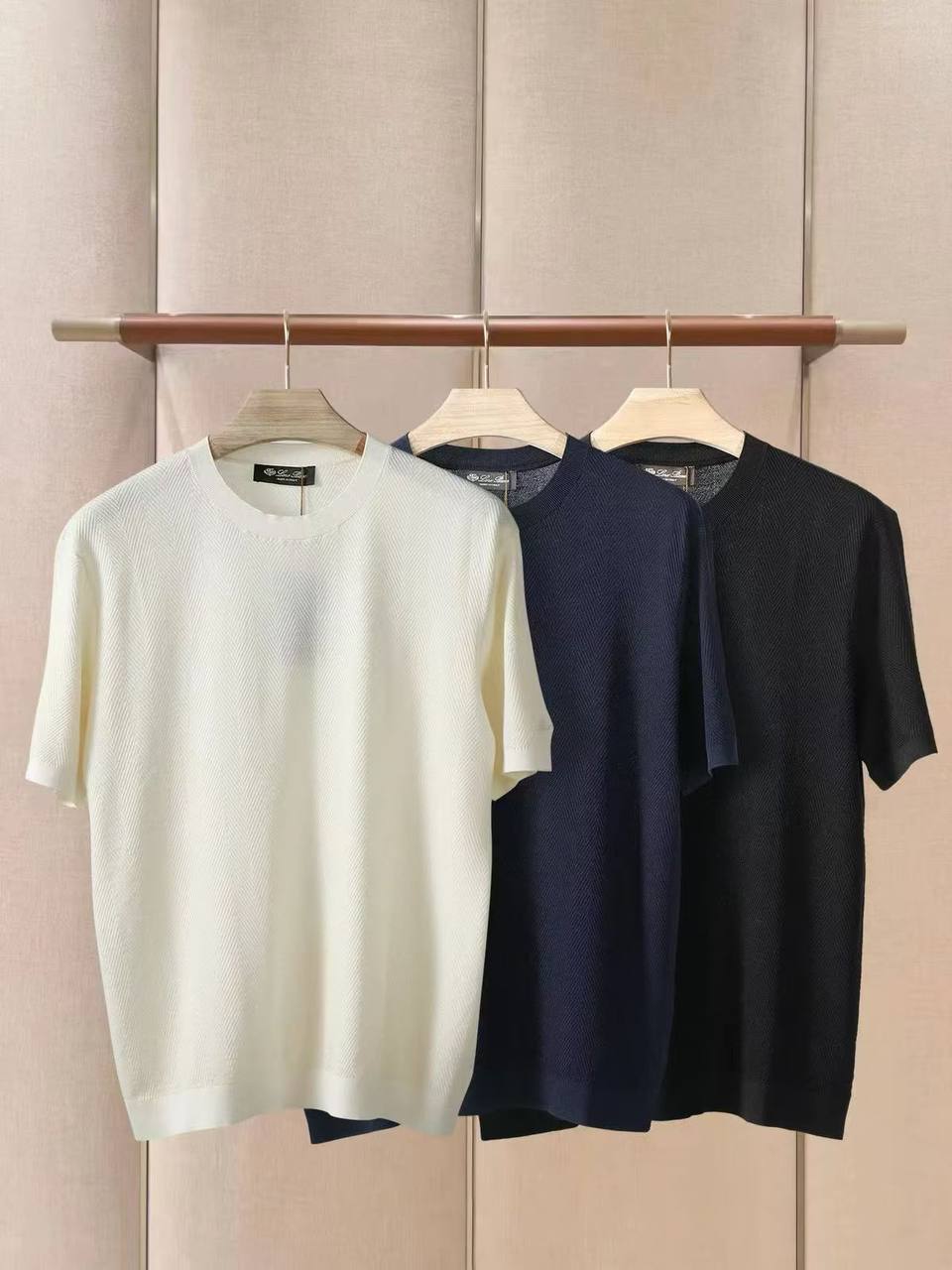 Loro Piana T-Shirt - Beige