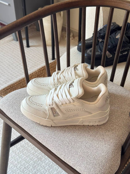 Louis Vuitton Shoes - 