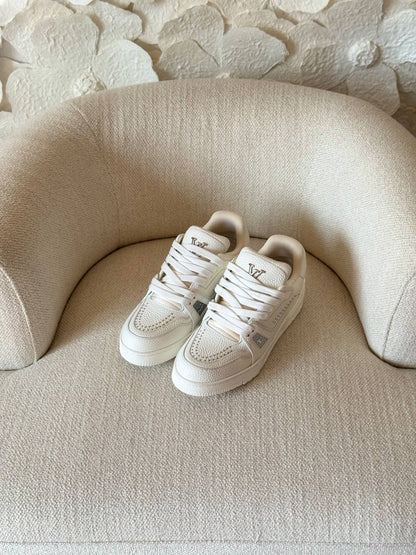 Louis Vuitton Shoes - 
