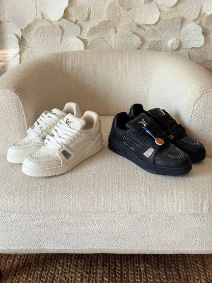 Louis Vuitton Shoes - 