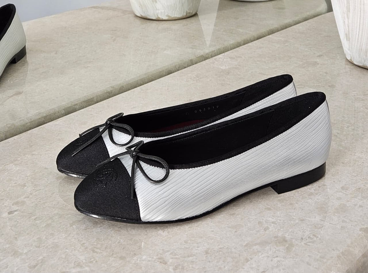 Chanel Bow Ballerinas - Black