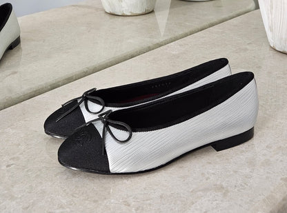 Chanel Bow Ballerinas - Black