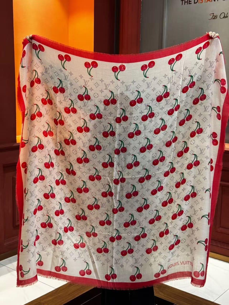 Louis Vuitton Scarf - Brown, White